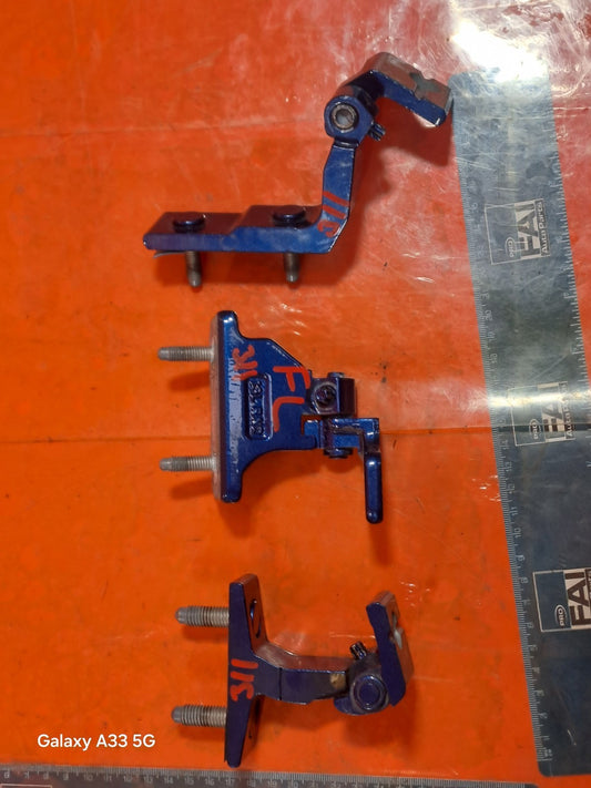 ✅2025 MERCEDES A CLASS W177 FRONT LEFT DOOR HINGE + WARRANTY A311 - Image 1