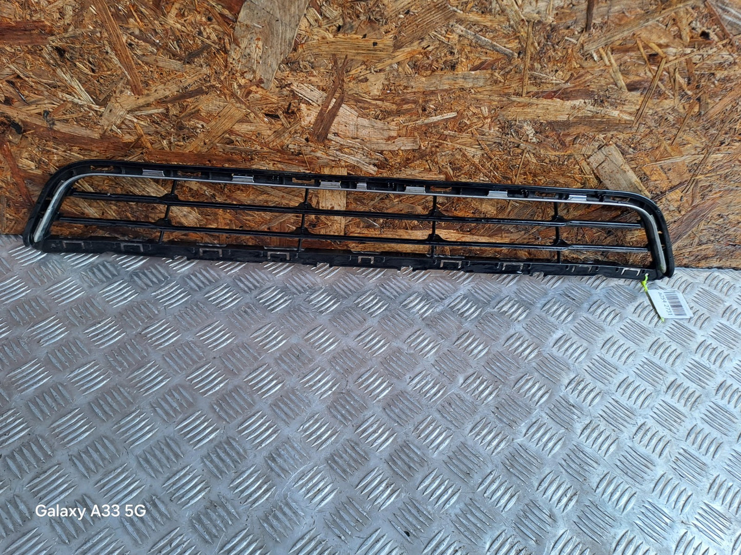 ✅Ford Mondeo Titanium 2015 2.0 Diesel FRONT BUMPER LOWER GRILL DS73-17B968-K - Image 1