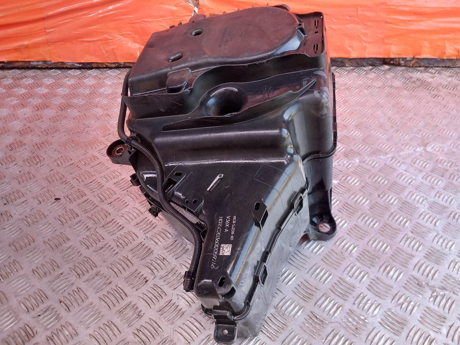 2021 Ford Transit Custom AdBlue Tank Reservoir KK31-5J238-AA Warranty A394 - Image 11