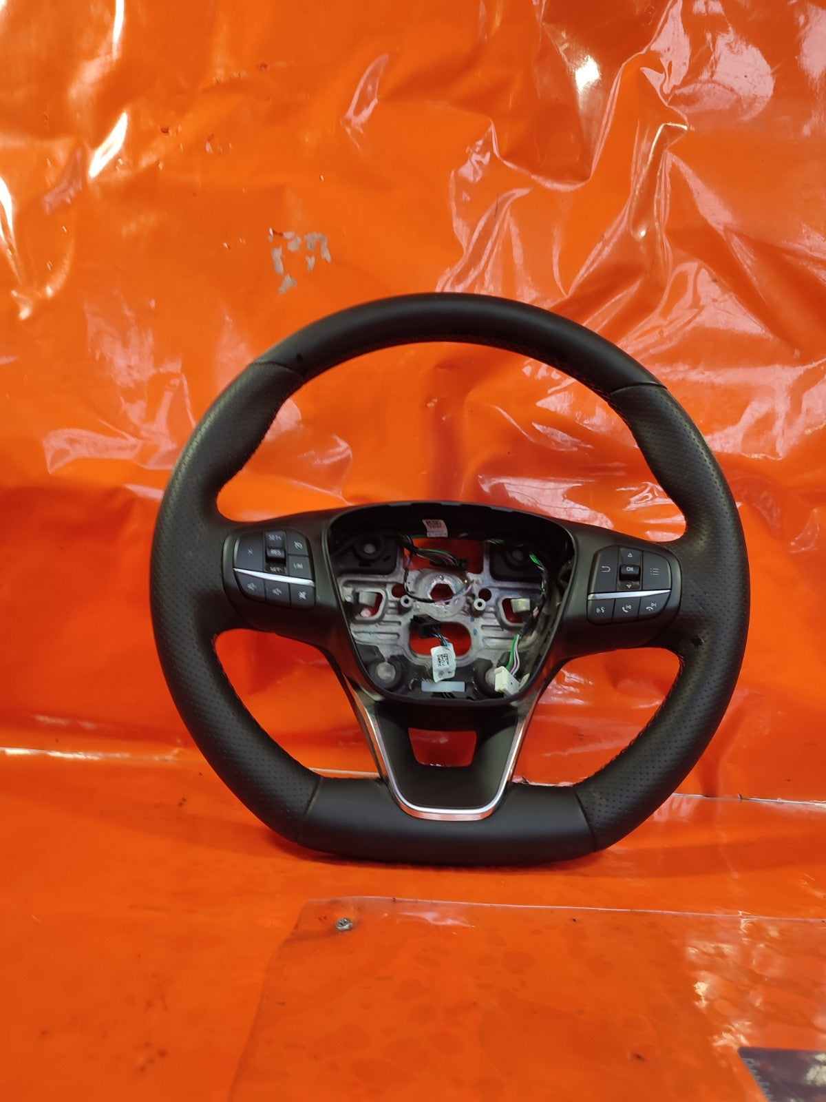 ✅FORD KUGA St-LINE 1.5 PETROL 2024 LEATHER STEERING WHEEL MV4B3600EFA1GVH A302 - Image 4