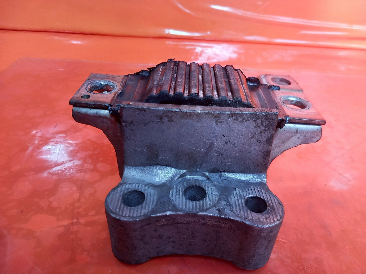 ebay-src:https://i.ebayimg.com/00/s/mtiwmfgxnjaw/z/ftgaaeswhgfqfbgs/$_57.jpg