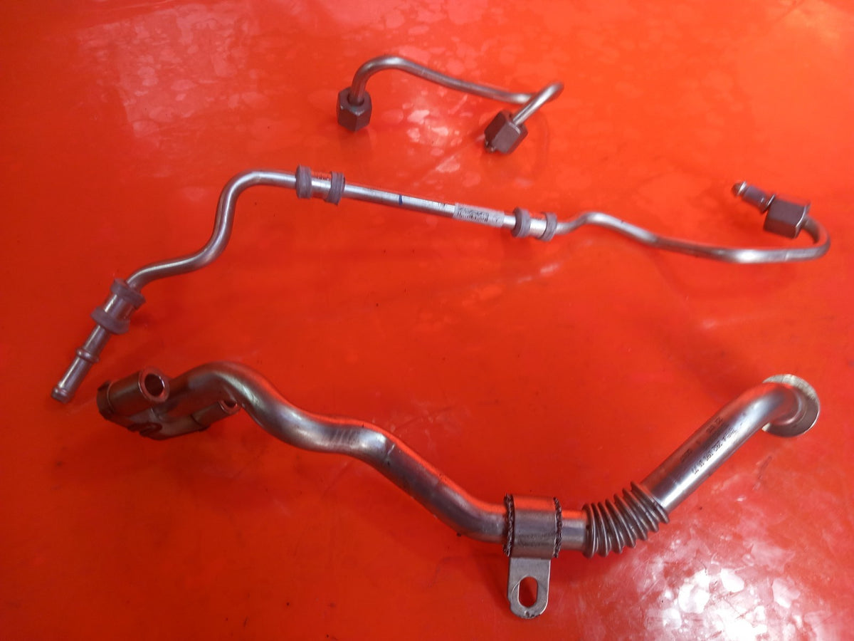 2022 Mercedes CLA W118 Fuel Injector Pipes w/ Turbo Oil Return Pipe A2820900177 - Image 6