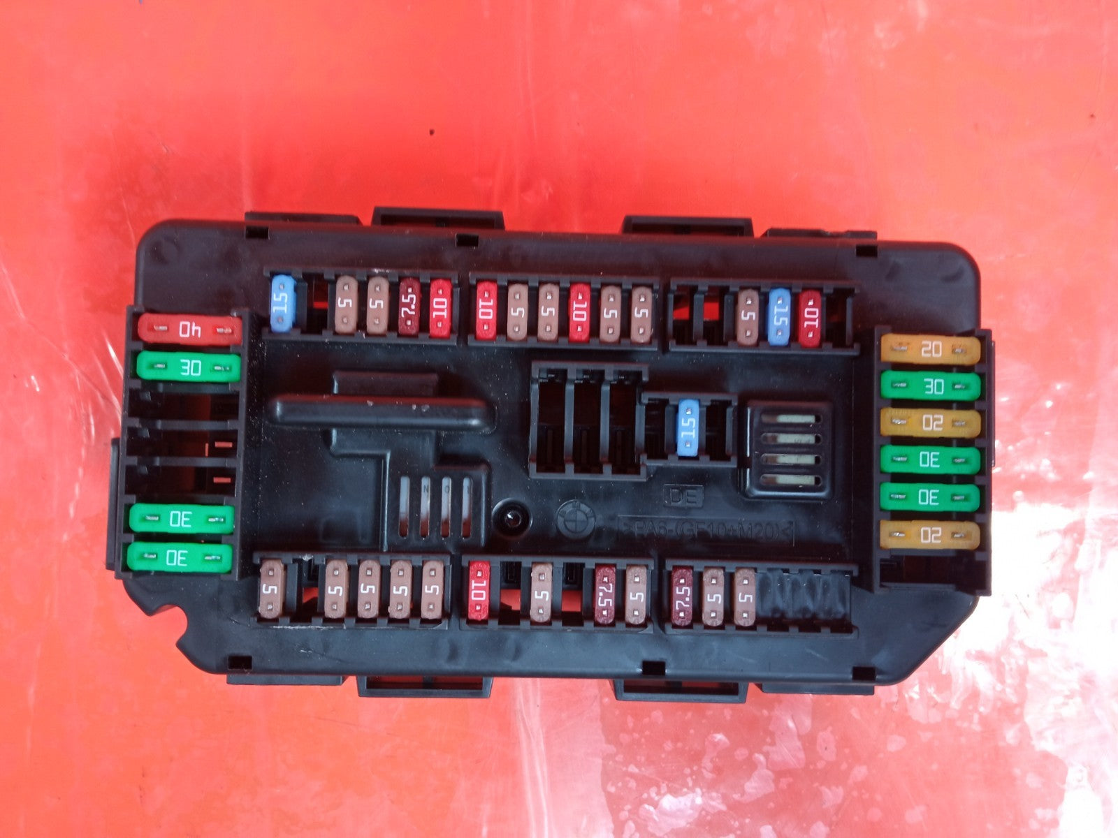 ✅BMW 420D F33 2.0 DIESEL 2016 FRONT FUSE BOX POWER DISTRIBUTION BOX 9389068 A368 - Image 1