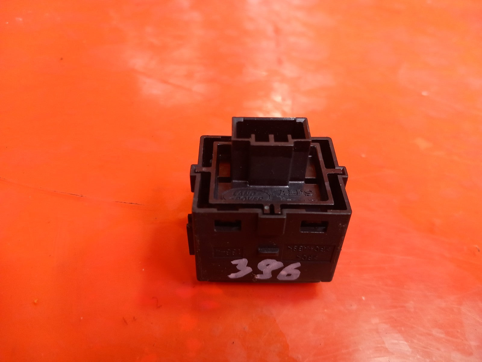 ebay-src:https://i.ebayimg.com/00/s/mtiwmfgxnjaw/z/xq4aaeswinnqq4zb/$_57.jpg