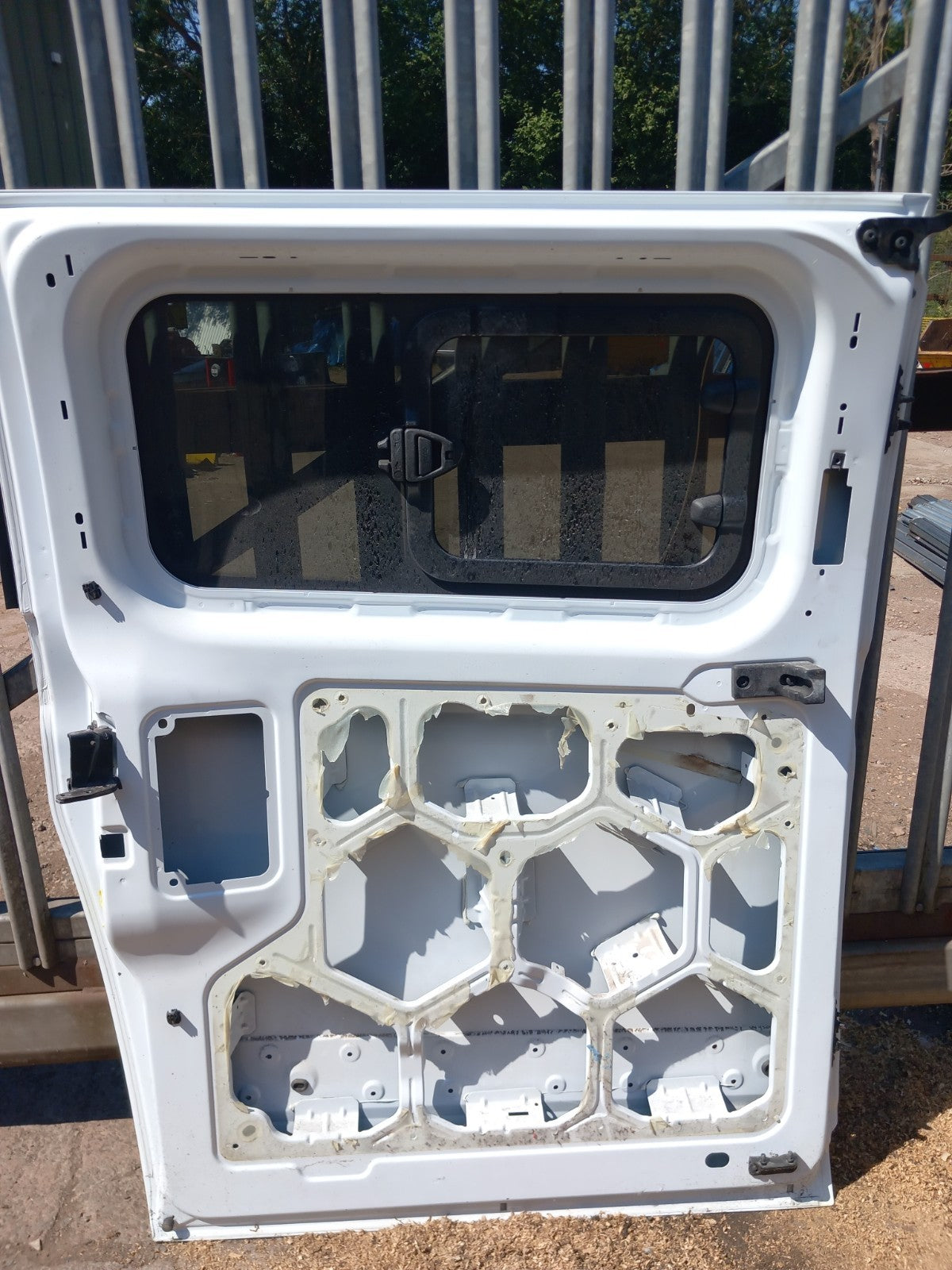 Ford Tourneo Custom 2.0 Diesel 2017 Left Sliding Door Bare White Warranty A359 - Image 8