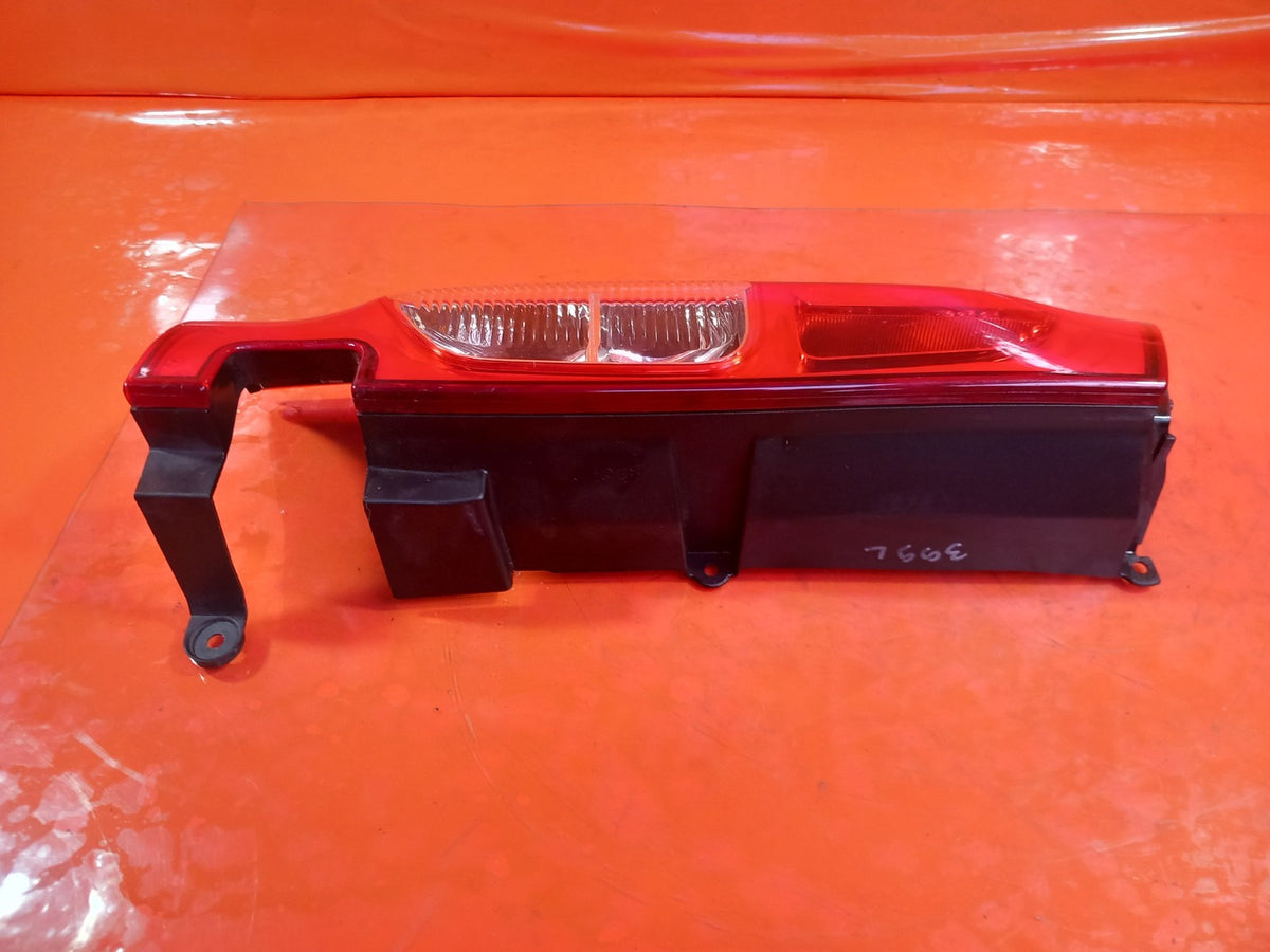 ebay-src:https://i.ebayimg.com/00/s/mtiwmfgxnjaw/z/pyyaaeswwnlqcy1m/$_57.jpg