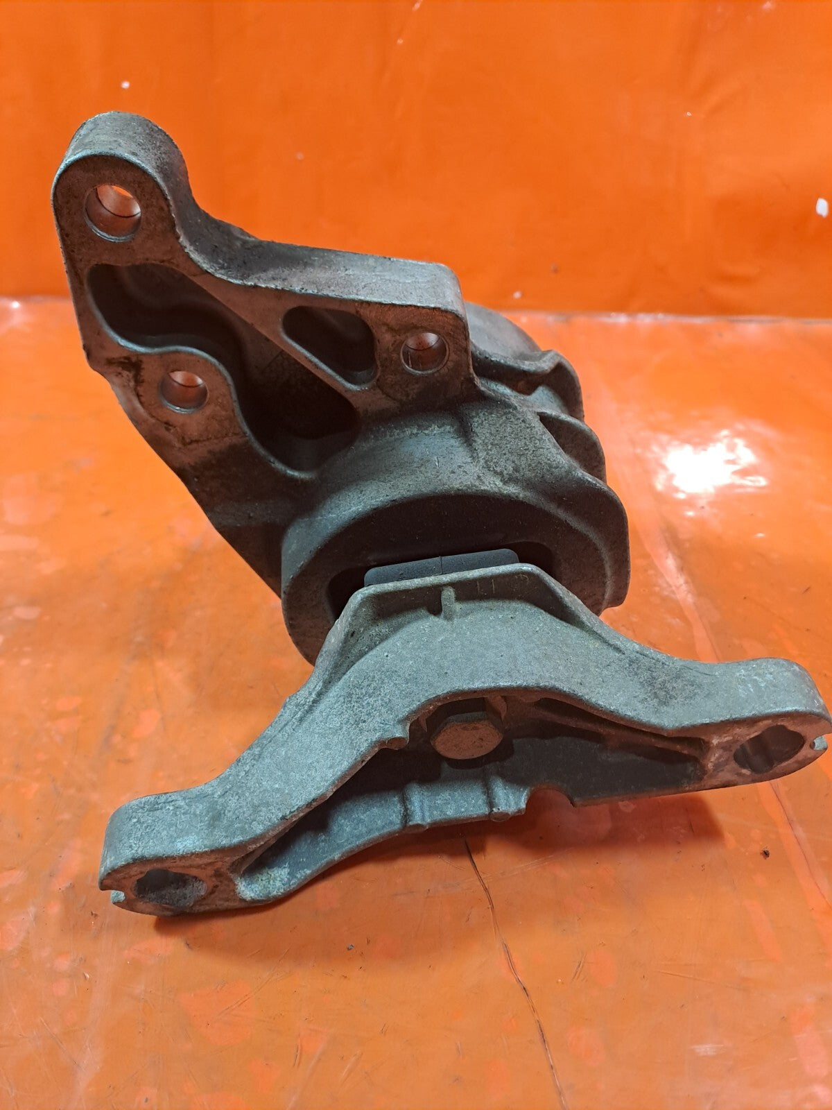✅FORD MONDEO MK5 2.0 DIESEL 2016 RIGHT ENGINE MOUNT DS73-6F012-GG Warranty A273 - Image 3
