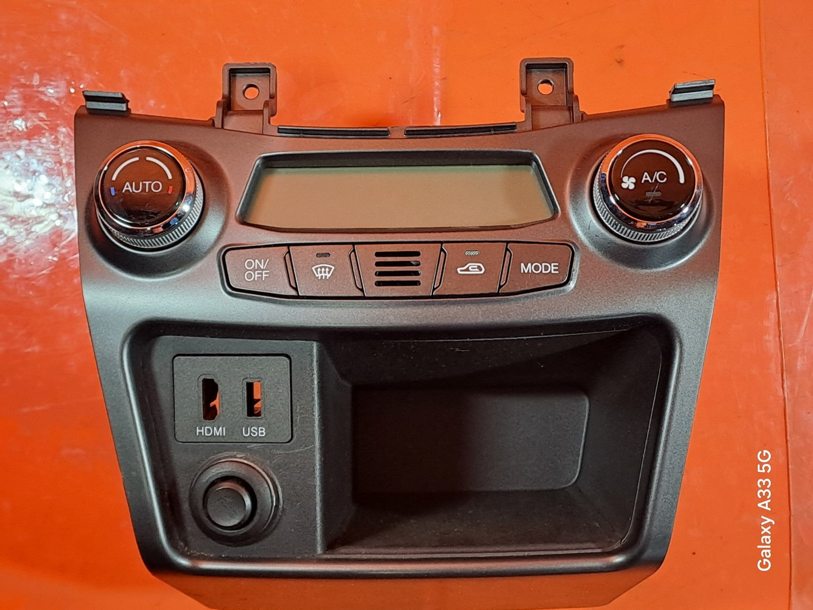✅SSANGYONG KORANDO LE 2.2 DIESEL 2018 HEATER CLIMATE CONTROL PANEL 68740-34110 - Image 2