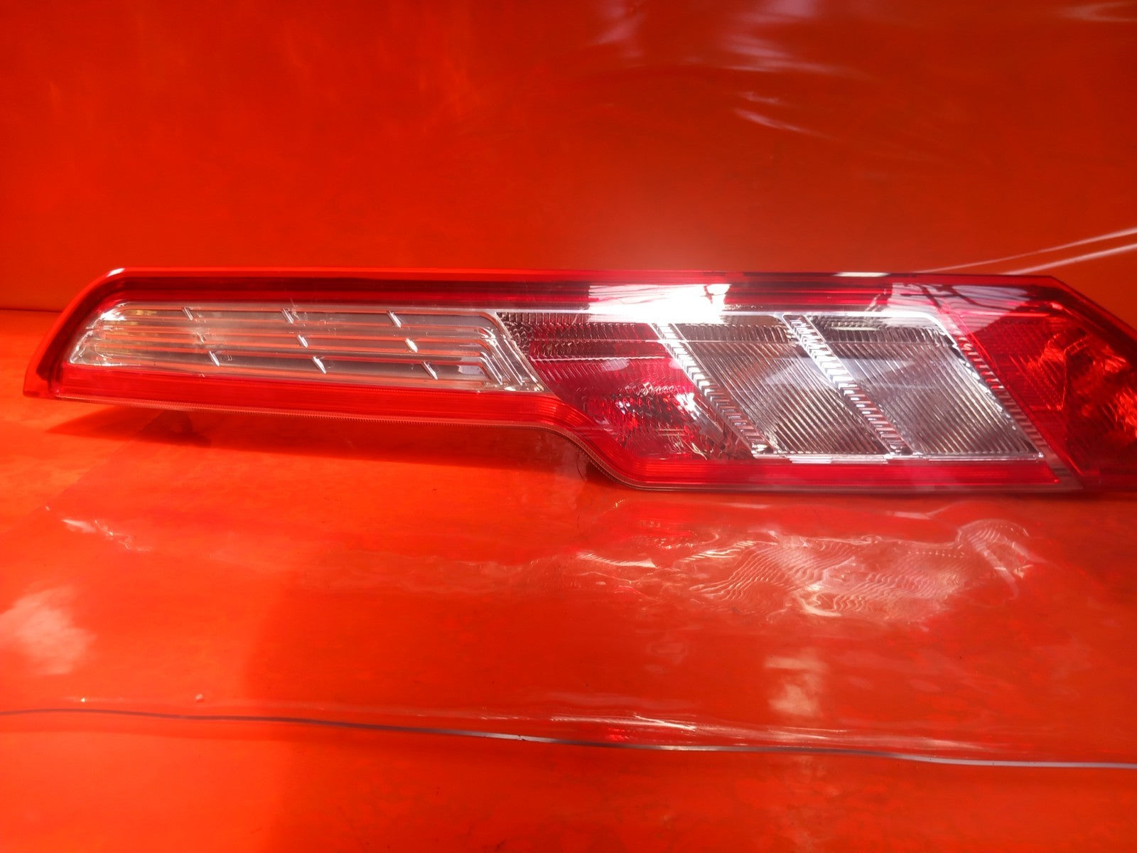 2020 Ford Transit Custom 2020 Tail Light Rear Right BK21-13404-AJ Warranty A351 - Image 3