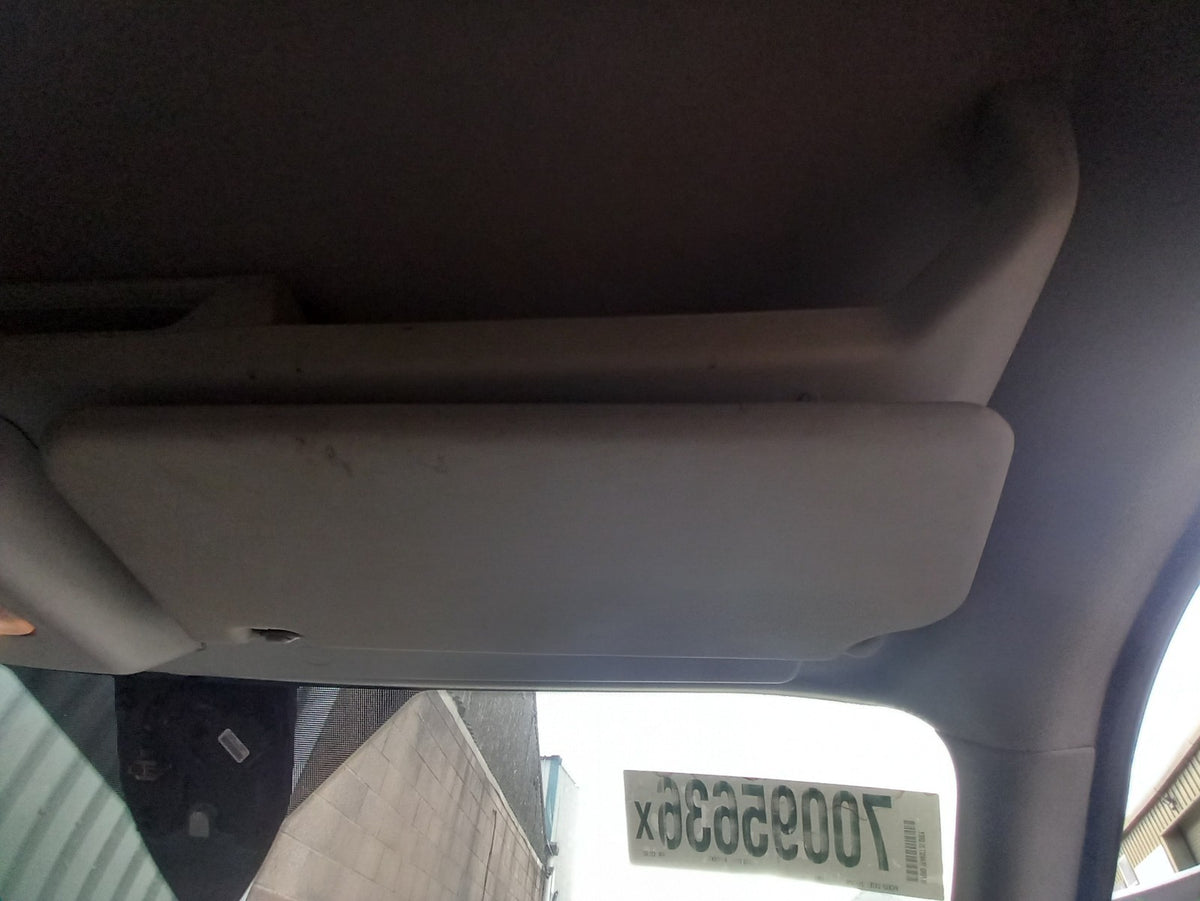 2019 Ford Transit 310 Sun Visor Pair Warranty A424 - Image 4
