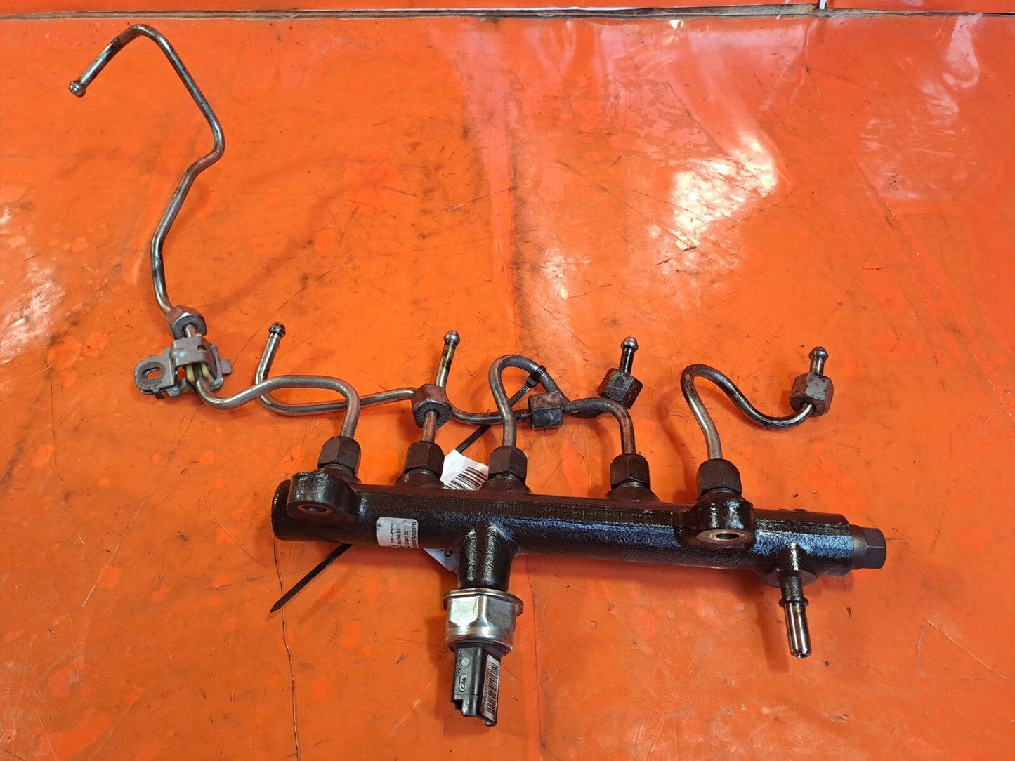 ✅FORD MONDEO MK5 2.0 DIESEL 2016 FUEL INJECTION RAIL WITH SENSOR & PIPES A273 - Image 1