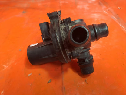 ✅2020 Jaguar I-Pace X590 Auxiliary Water Pump J9D3-8D108-AC + Warranty A375 - Image 5