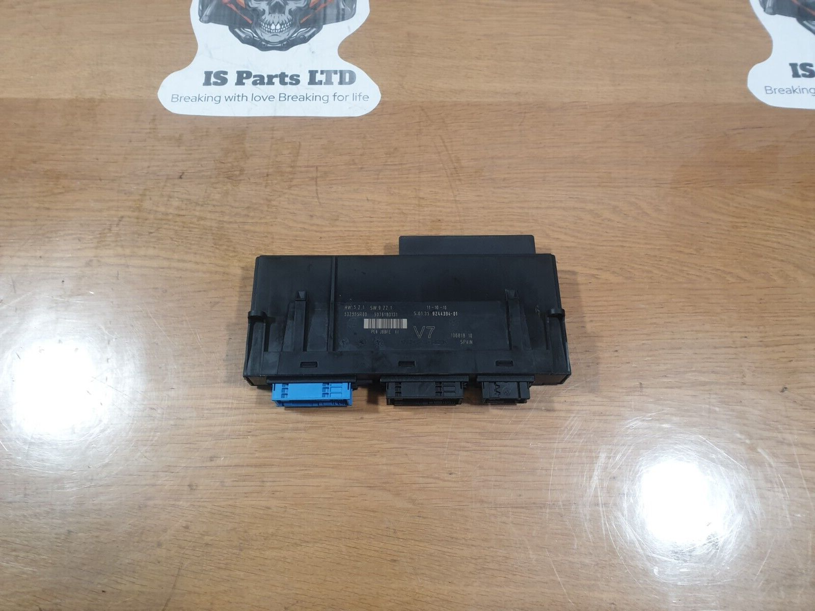 BMW 520D F11 2.0 DIESEL 2010 FUSE JUNCTION BOX CONTROL MODULE 9244394 Warranty - Image 1