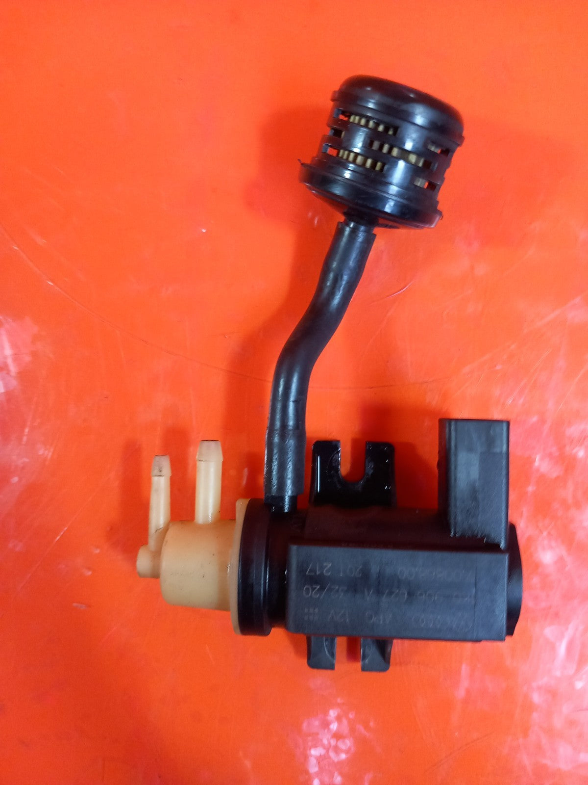 2021 VW Transporter T30 Turbo Boost Pressure Solenoid Valve 1K0906627A A410 - Image 2
