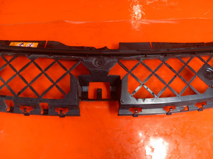Mercedes W177 A180 Sport 1.5 Diesel 2019 Front Bumper Bracket Centre Upper A382 - Image 4