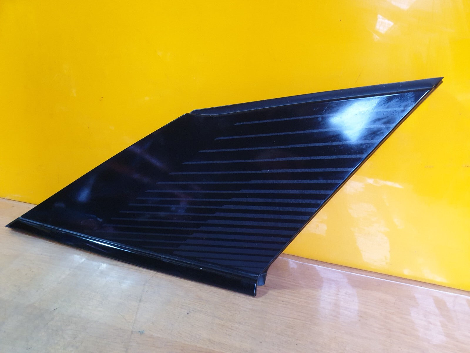 ebay-src:https://i.ebayimg.com/00/s/mtiwmfgxnjaw/z/eueaaoswkfrmiczl/$_57.jpg