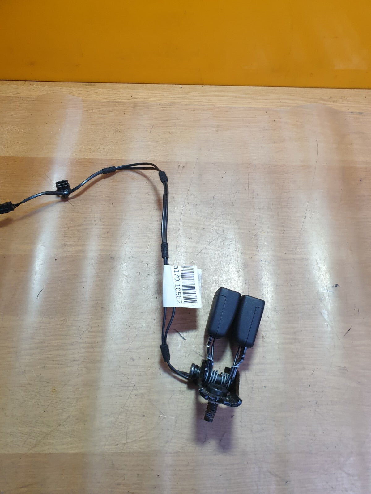 ✅2023 FORD PUMA MK2 REAR DOUBLE SEAT BELT BUCKLE L1TB-A613K21-CA + WARRANTY A179 - Image 1