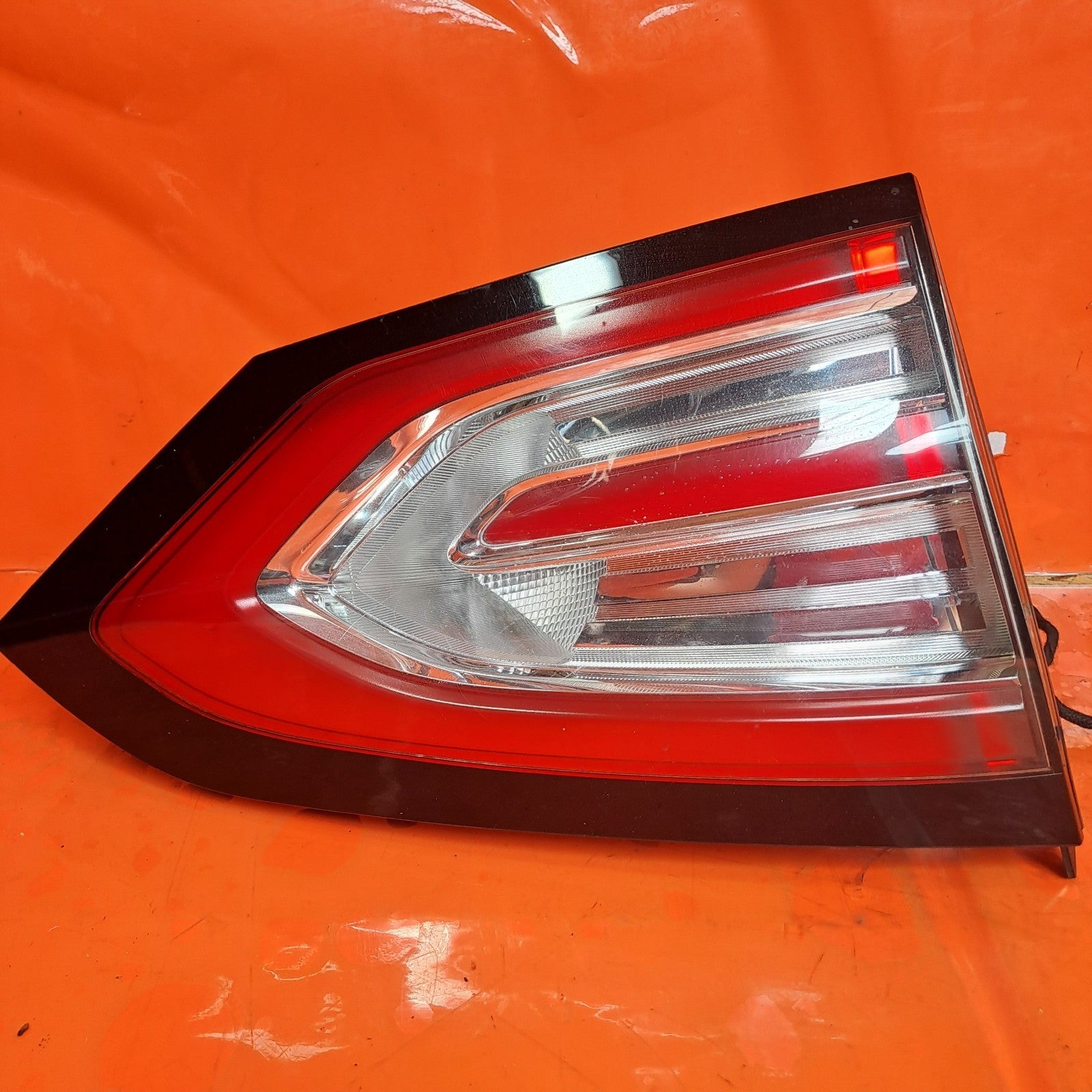 ✅2017 FORD GALAXY MK4 REAR RIGHT INNER TAIL LIGHT EM2B-13A603-AH + WARRANTY A296 - Image 5