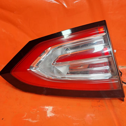 ✅2017 FORD GALAXY MK4 REAR RIGHT INNER TAIL LIGHT EM2B-13A603-AH + WARRANTY A296 - Image 5
