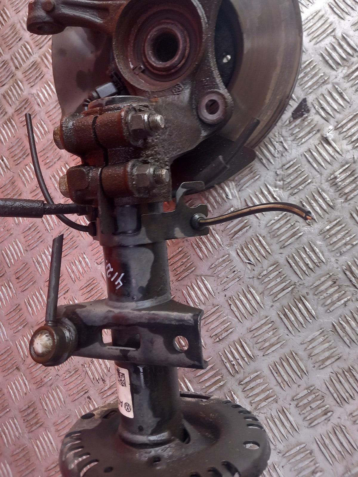 2021 VW Transporter T30 Front Right Suspension Leg Hub 7LA413031K Warranty A412 - Image 12
