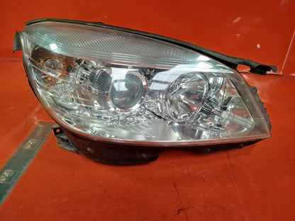 ✅2011 MERCEDES C CLASS W204 FRONT RIGHT HEADLIGHT A2048208661 + WARRANTY - Image 1