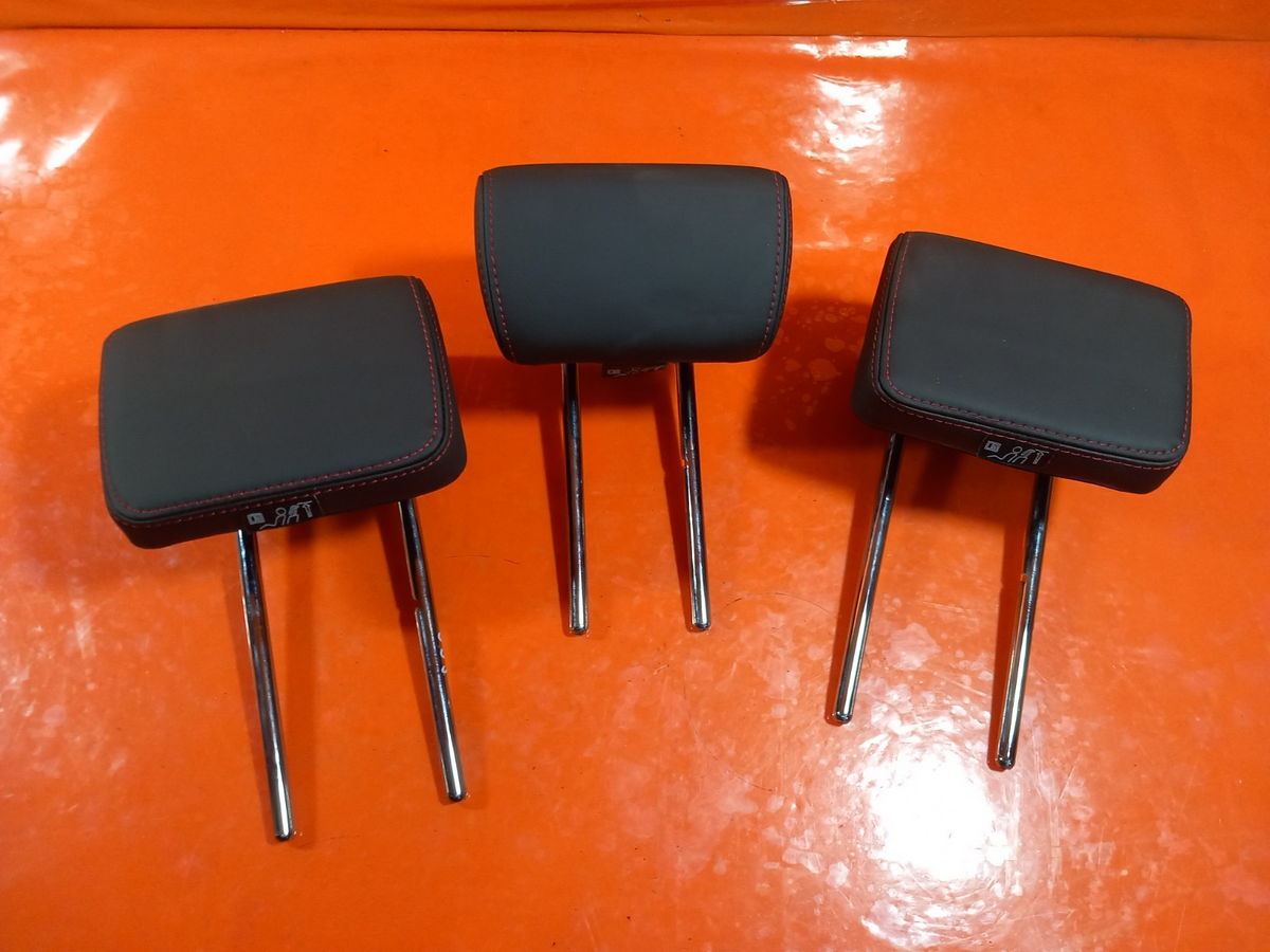2021 Ford Puma ST-Line X Rear Leather Headrest Set Warranty A335 - Image 1