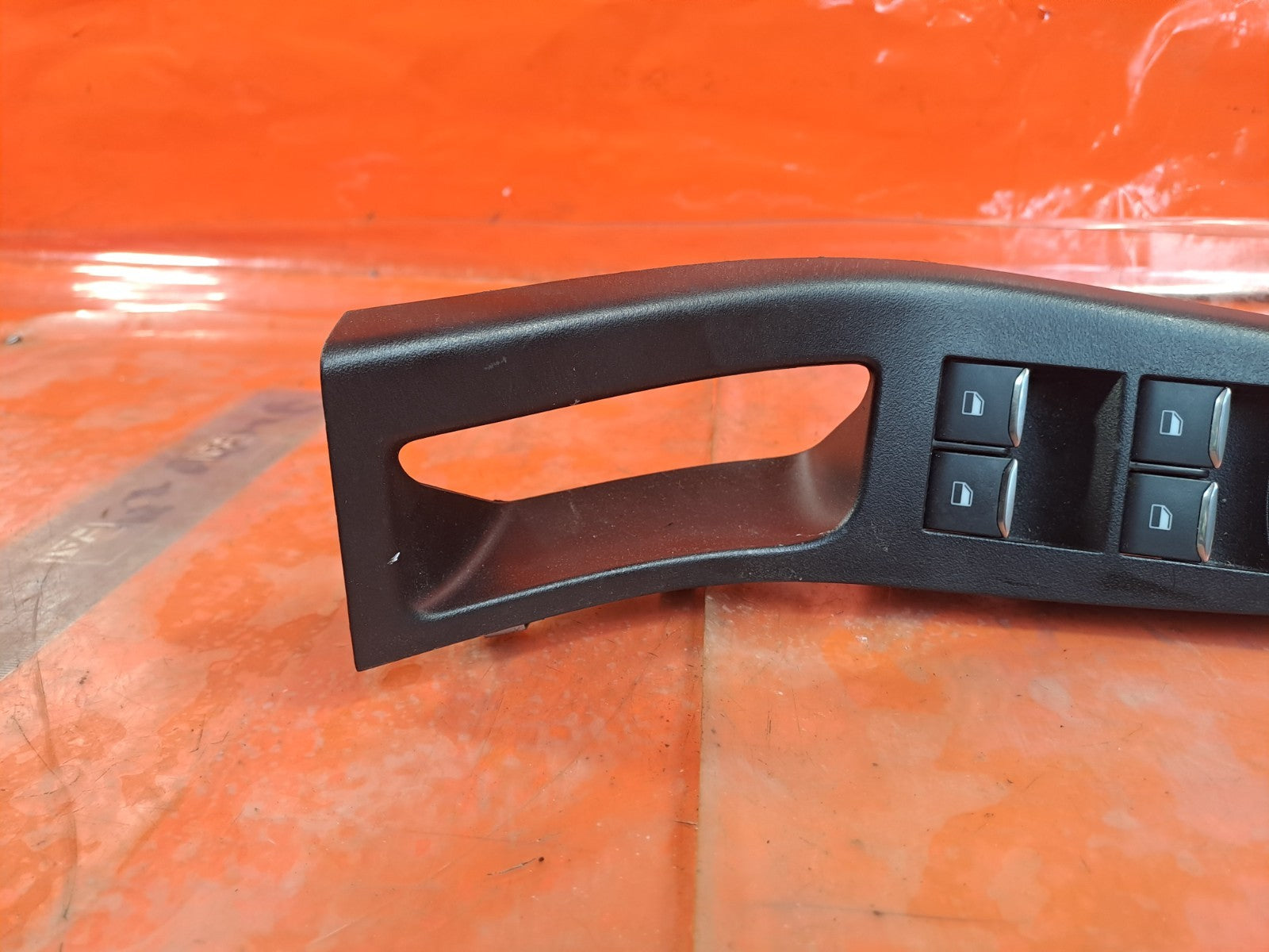 ebay-src:https://i.ebayimg.com/00/s/mtiwmfgxnjaw/z/~rmaaeswexrpqdug/$_57.jpg