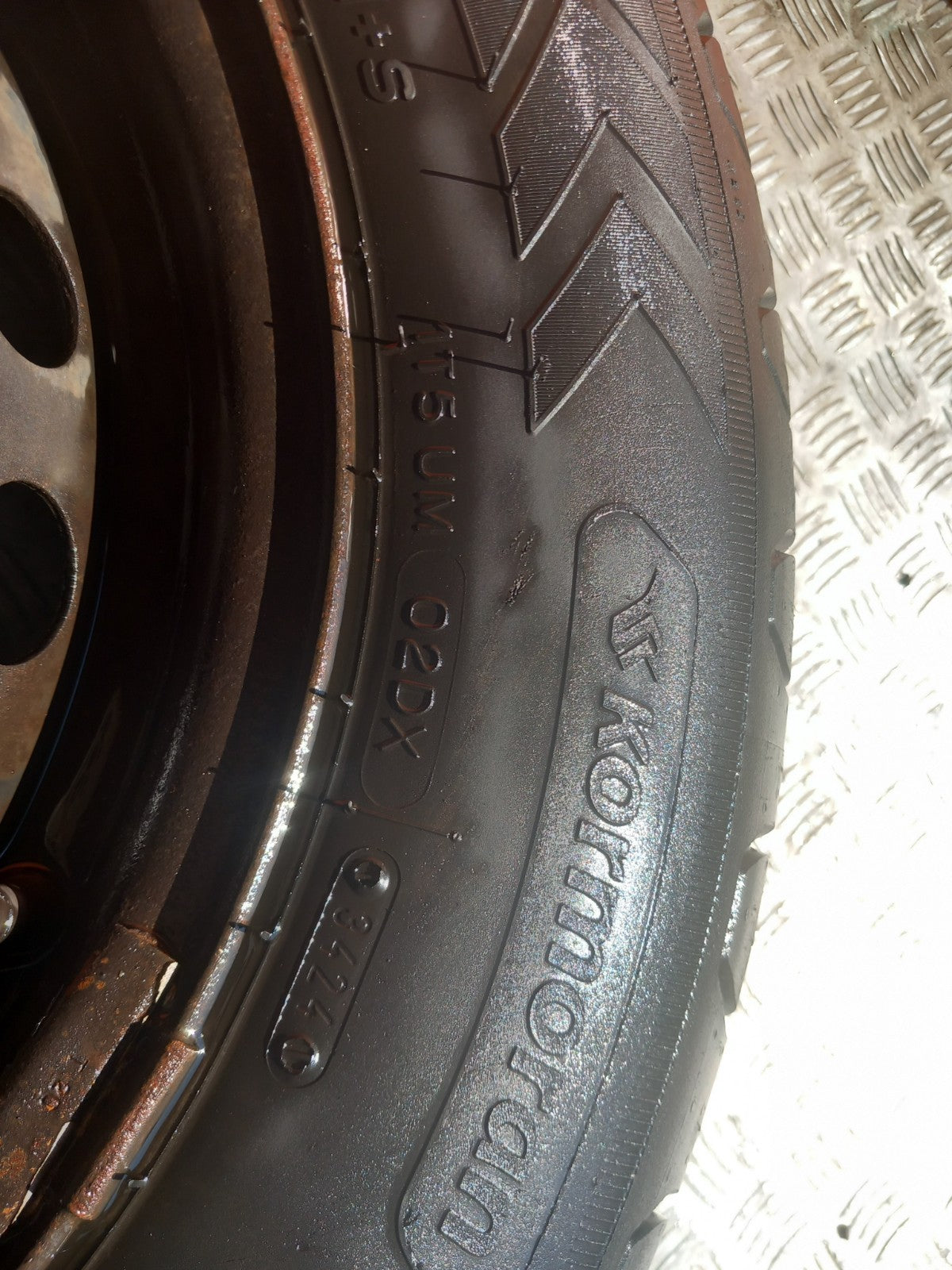 2015 Ford Tourneo Custom Steel Wheel w/ Tyre 215/65 R15 BK21-1007-AA A377 - Image 3