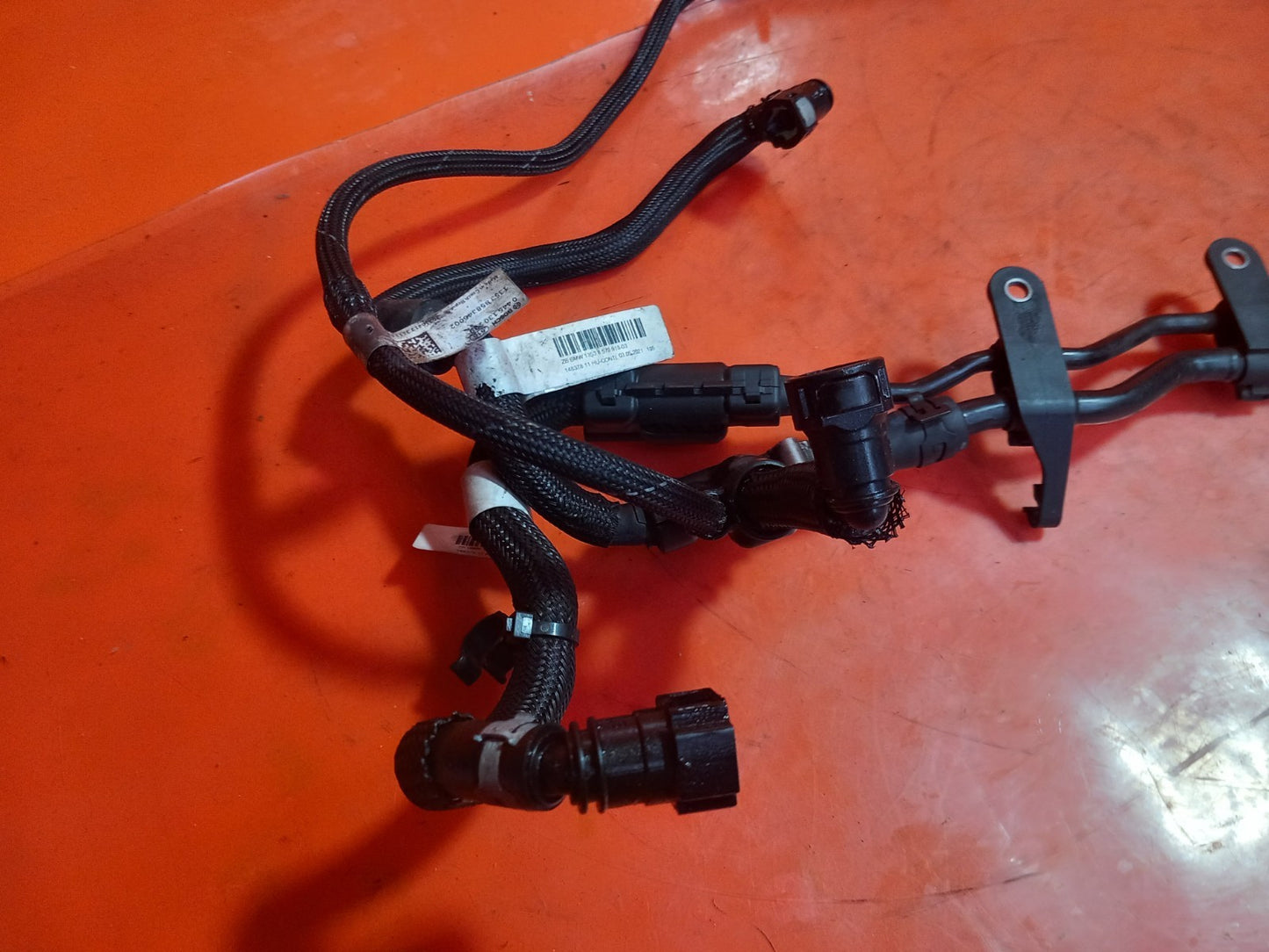 ebay-src:https://i.ebayimg.com/00/s/mtiwmfgxnjaw/z/kcqaaeswxefqkrz8/$_57.jpg