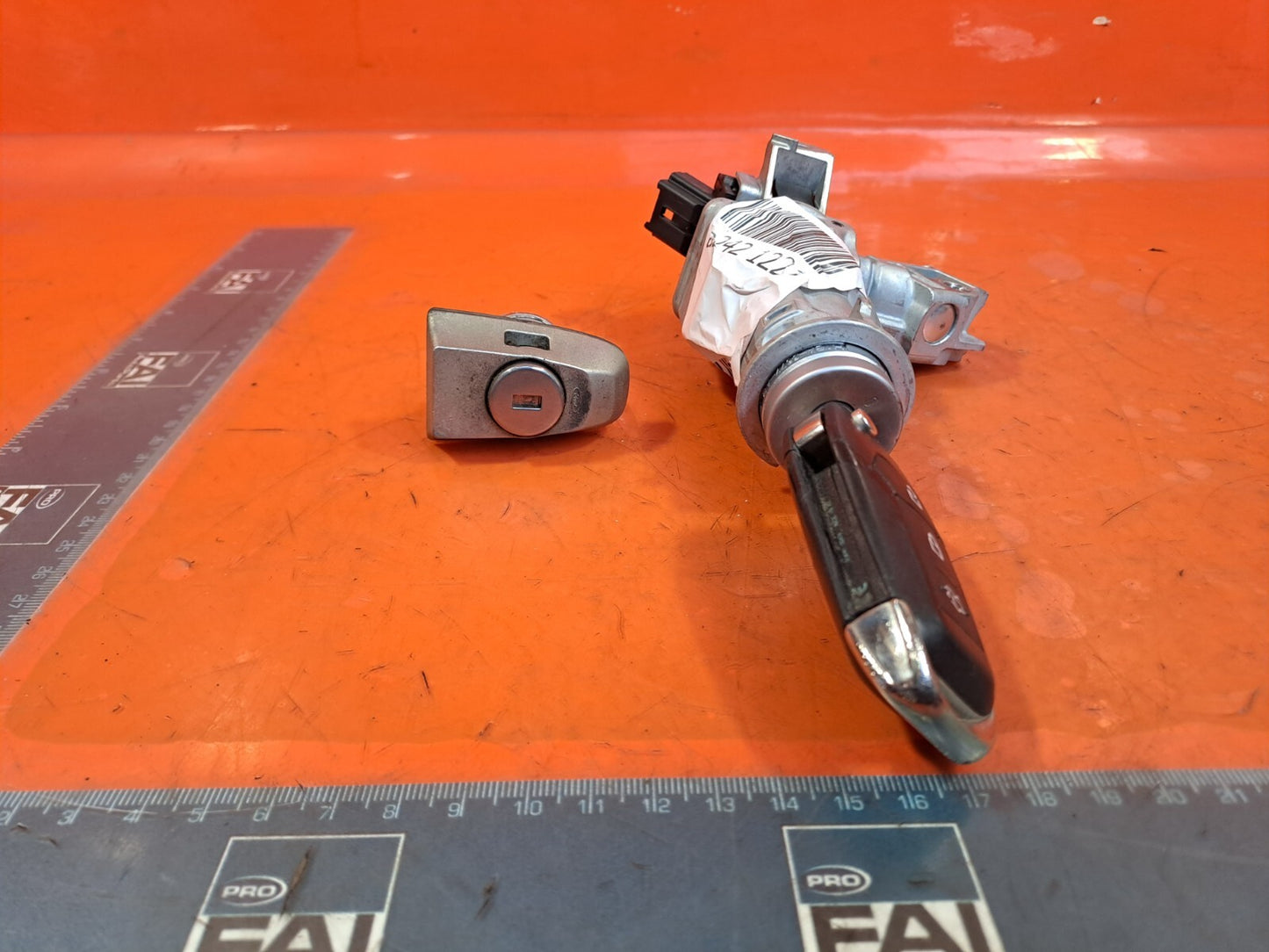 ✅FORD FOCUS 1.5 DIESEL 2018 IGNITION BARREL KEY AND DOOR LOCK Warranty A242 - Image 2
