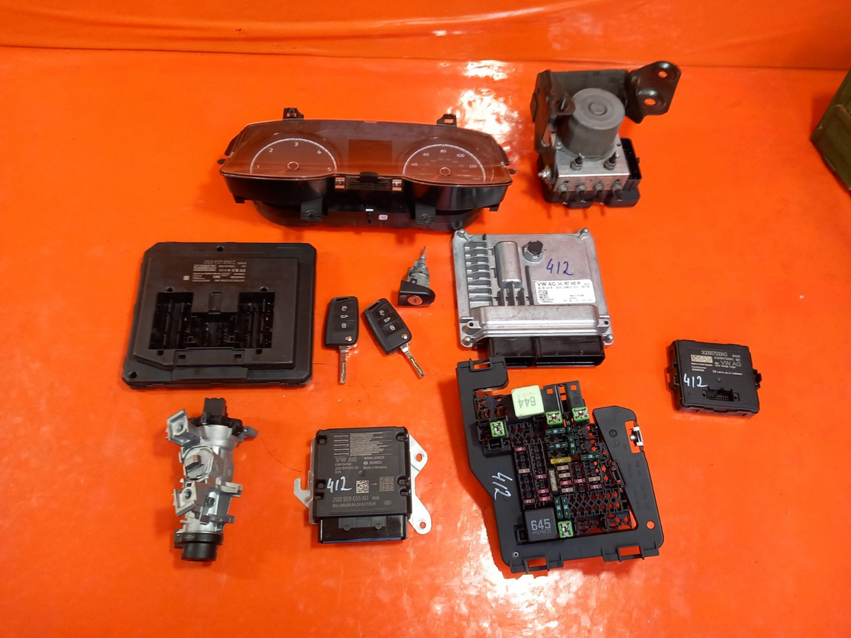 ebay-src:https://i.ebayimg.com/00/s/mtiwmfgxnjaw/z/axkaaesw9n9qzl7q/$_57.png