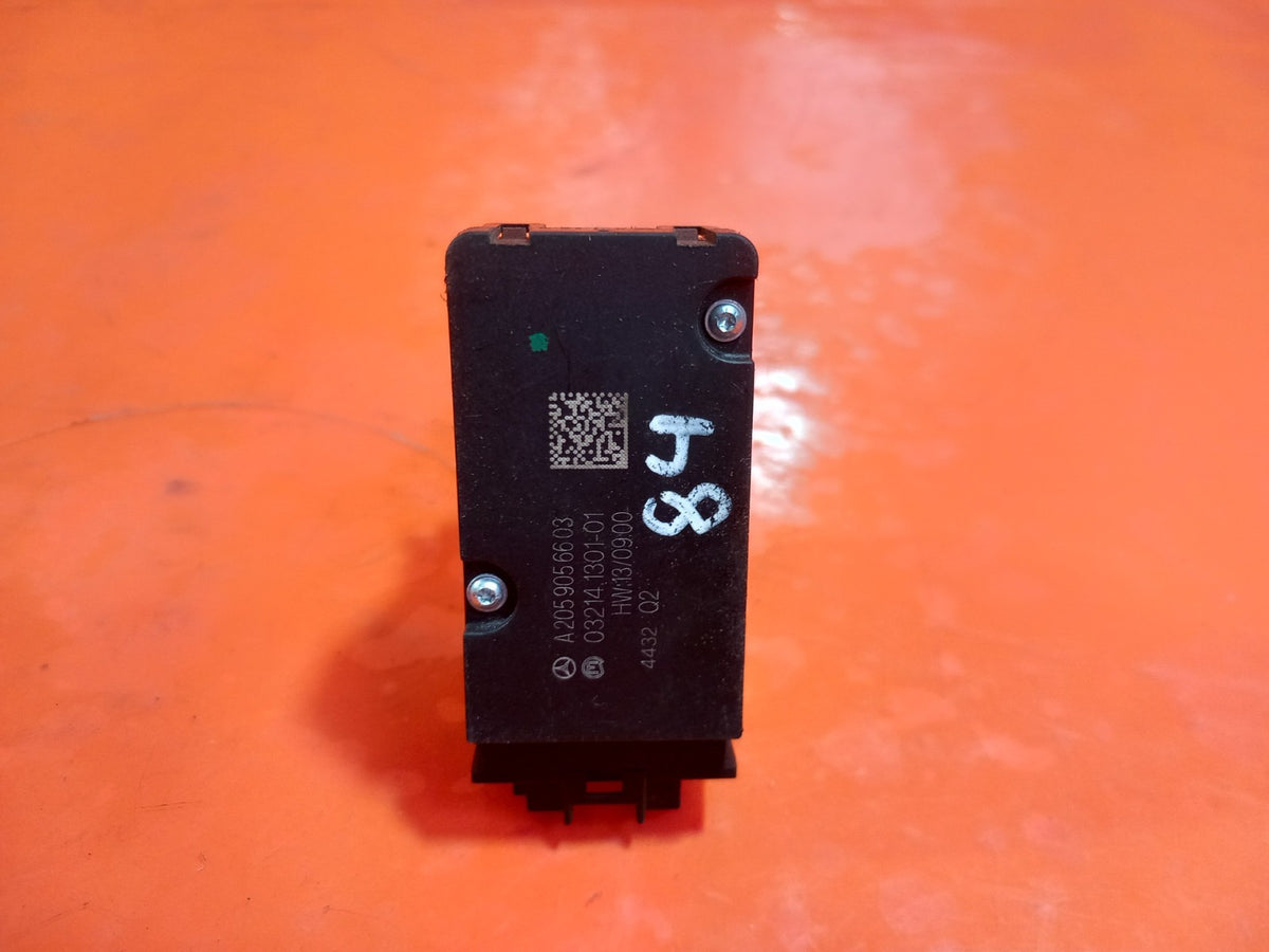 ebay-src:https://i.ebayimg.com/00/s/mtiwmfgxnjaw/z/cdqaaeswyb9qvhxk/$_57.jpg