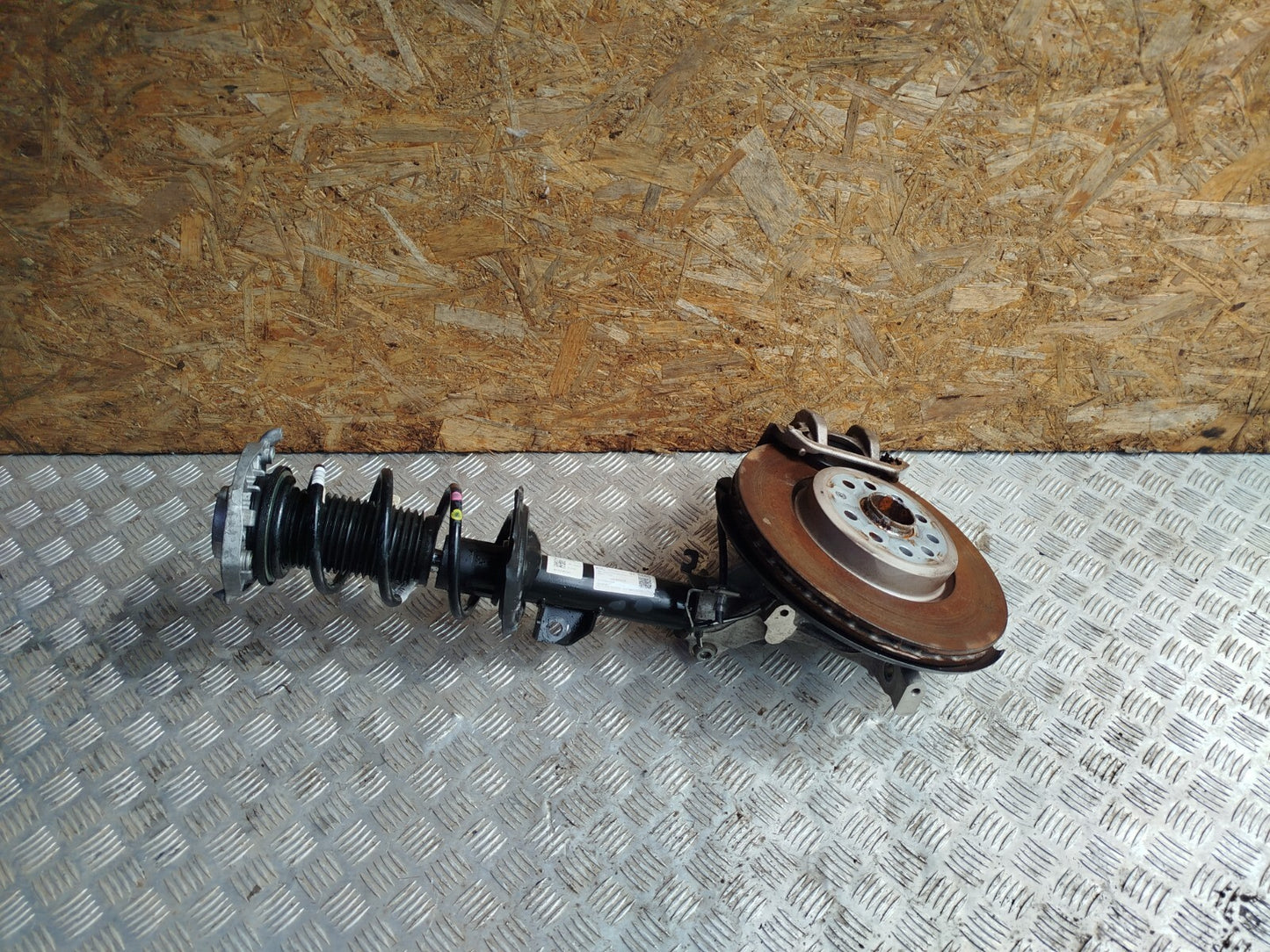 ✅CUPRA BORN V2 Ev 2023 FRONT RIGHT SUSPENSION LEG SHOCK ABSORBER HUB 1EA412013EF - Image 1