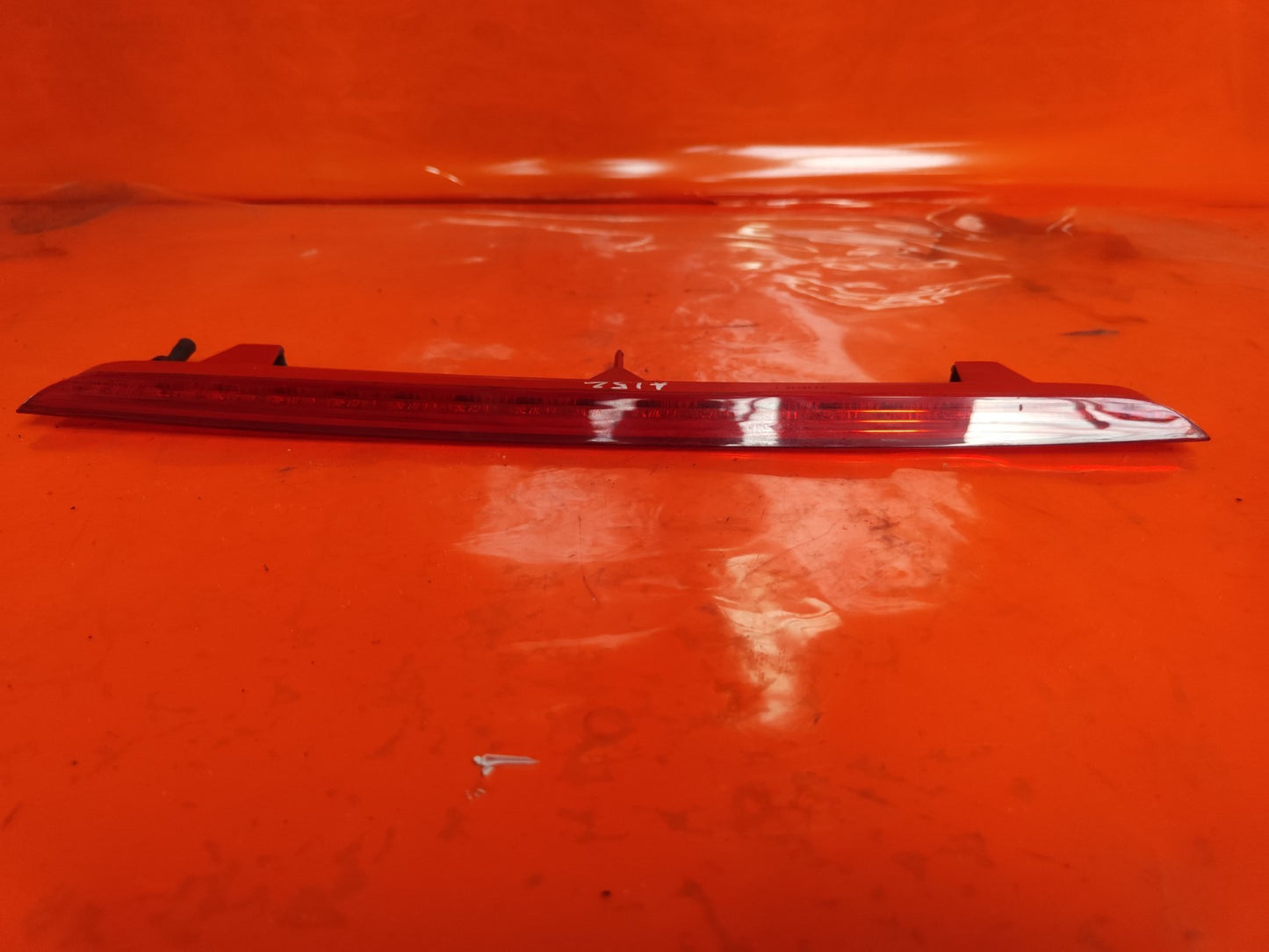 2016 Audi Q5 8R Rear Third Brake Light 8R0945097A Warranty A152 - Image 5