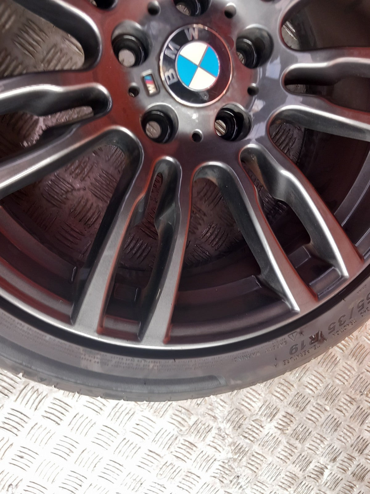 BMW F30 320D Xdrive 2.0 Diesel 2013 Rear Alloy Wheel With Tyre 255/35 R19 - Image 6