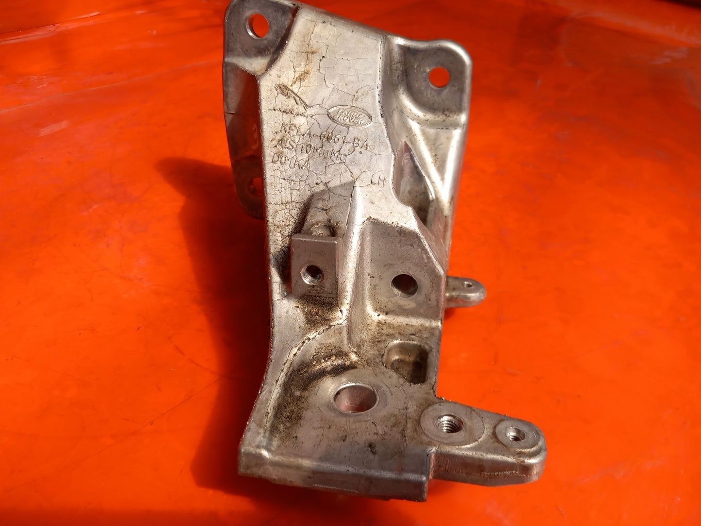 2025 Land Rover Defender L663 Left Side Engine Mount KPLA-6061-BA Warranty A396 - Image 4