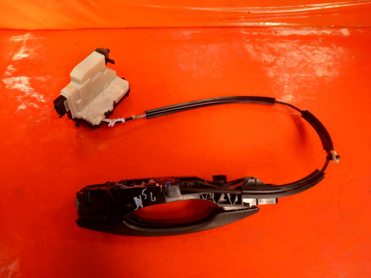Citroen Berlingo 650 1.5 Diesel 2021 Left Side Sliding Door Lock 16943540 A415 - Image 6