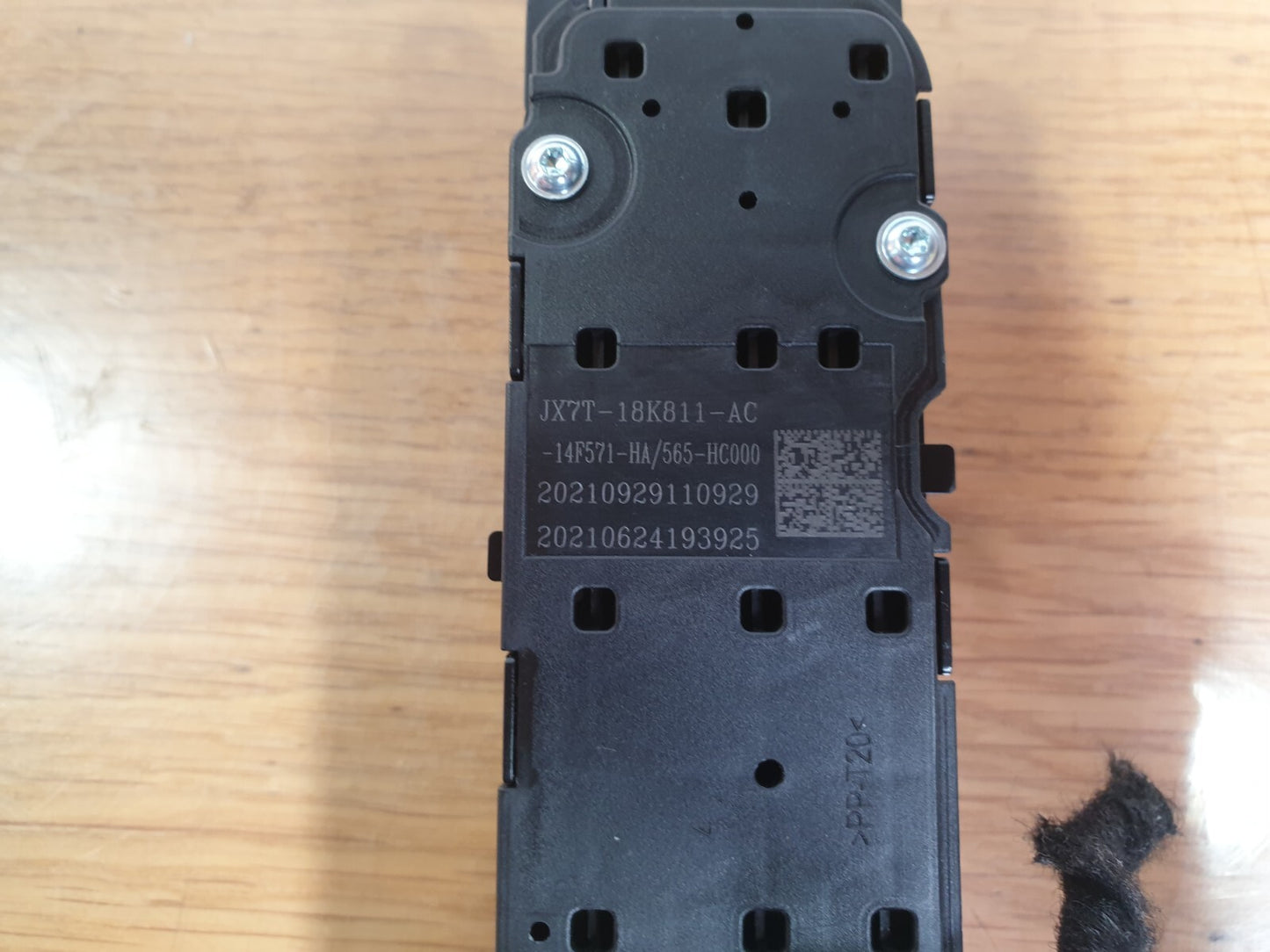 FORD FOCUS ACTIVE X 1.0 PETROL 2021 MULTIMEDIA RADIO CONTROL SWITCH PANEL A212 - Image 12