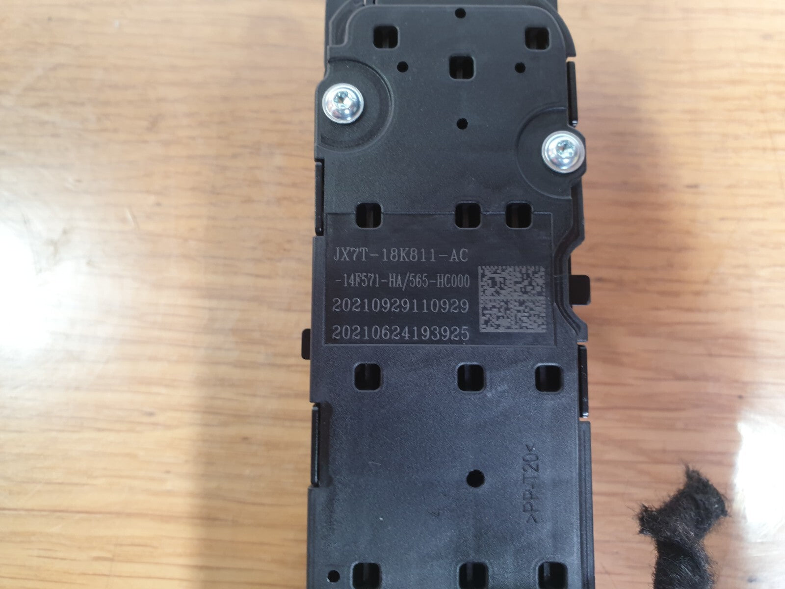 FORD FOCUS ACTIVE X 1.0 PETROL 2021 MULTIMEDIA RADIO CONTROL SWITCH PANEL A212 - Image 12