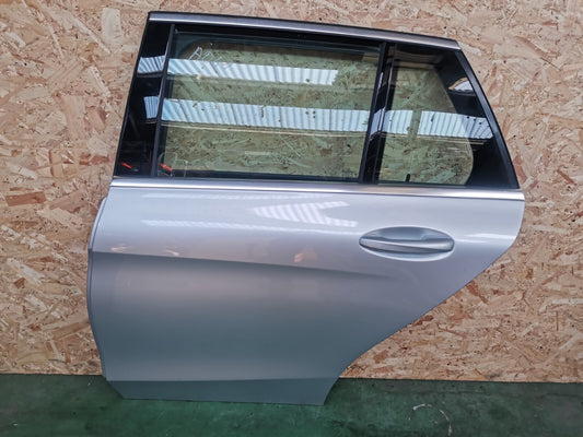 ✅2015 MERCEDES C CLASS W205 estate 2.0 REAR LEFT DOOR SILVER 775 small scratches - Image 1