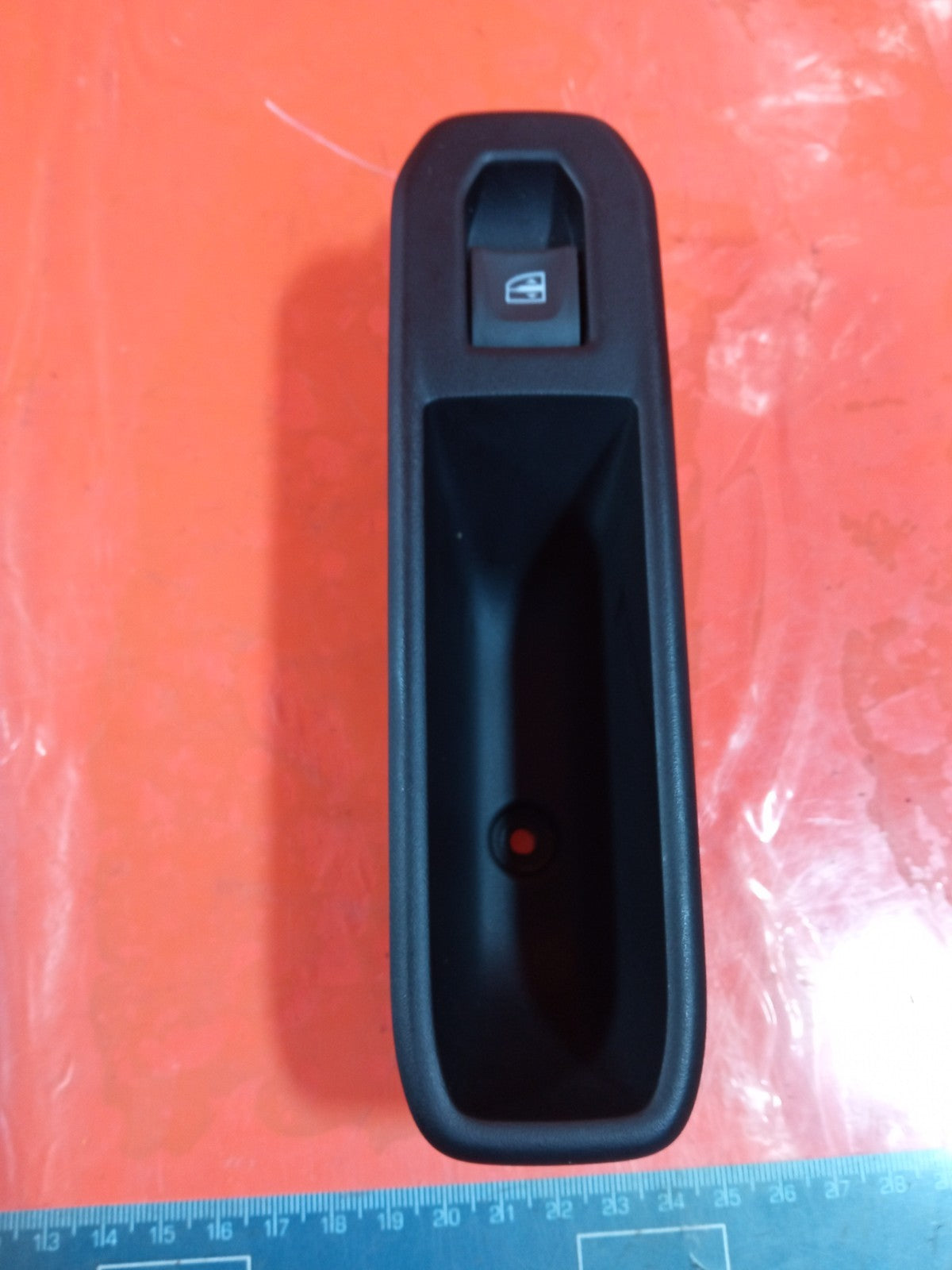 ✅Dacia Duster Journey 1.3 Petrol 2024 Rear Left Electric Window Switch Warranty - Image 2