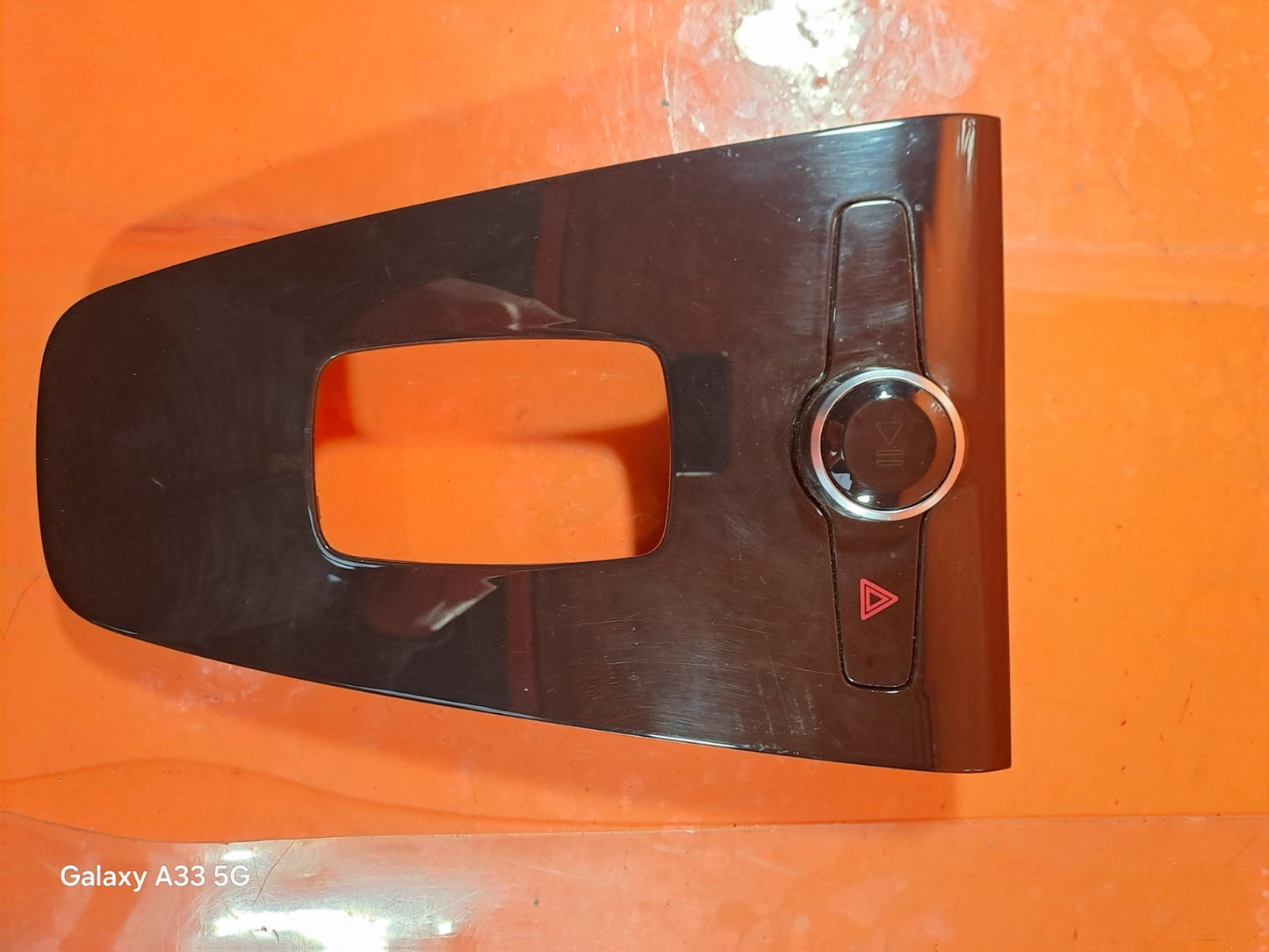 ✅2023 POLESTAR 2 LONG RANGE GEAR LEVER SURROUND TRIM 32350223 + WARRANTY A312 - Image 2