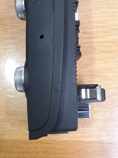 ebay-src:https://i.ebayimg.com/00/s/mtywmfgxmjaw/z/nbwaaeswi-5qgaaj/$_57.jpg