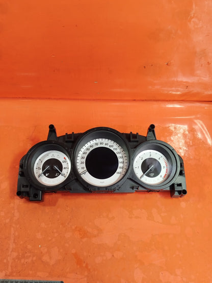 ✅Mercedes W204 C220 2012 2.1 Diesel SPEEDOMETER INSTRUMENT CLUSTER A2049004909 - Image 2