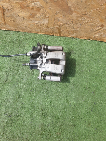 ✅2022 TESLA MODEL Y REAR LEFT BRAKE CALIPER 335-20 + WARRANTY A172 - Image 1