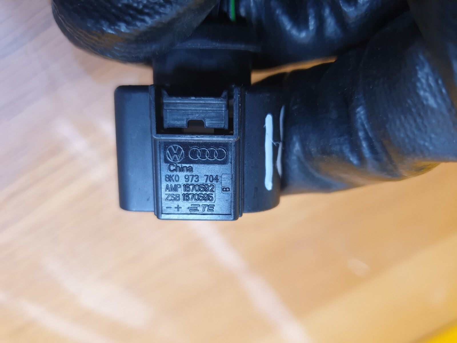 ebay-src:https://i.ebayimg.com/00/s/mtiwmfgxnjaw/z/jhiaaoswlwllerv9/$_57.jpg