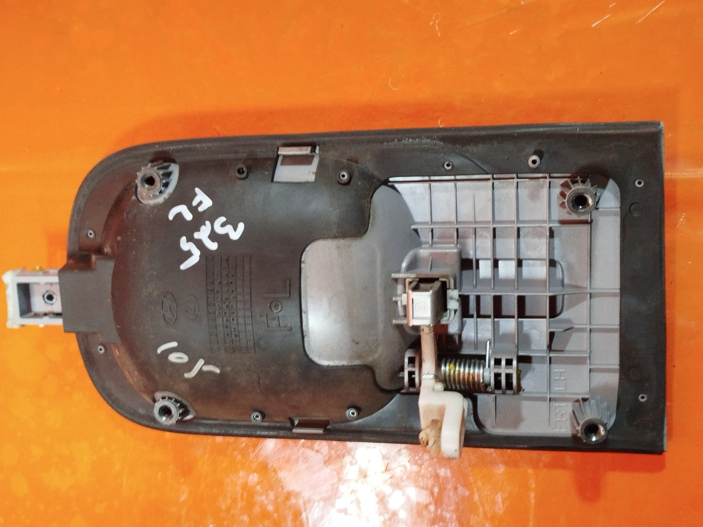 ✅2010 HYUNDAI I800 2.5D DOOR HANDLE FRONT LEFT SILVER + WARRANTY A325 - Image 12