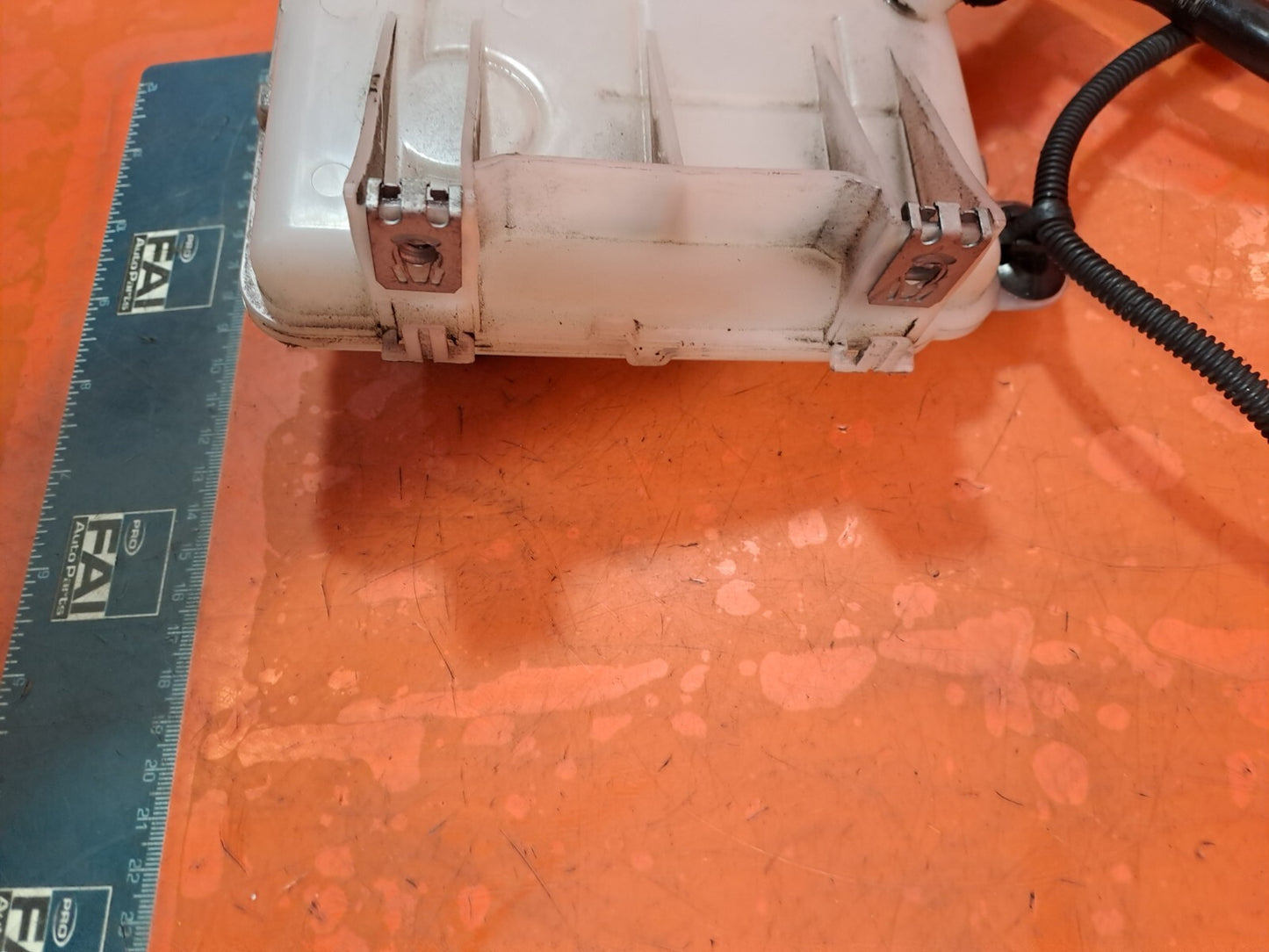 ebay-src:https://i.ebayimg.com/00/s/mtiwmfgxnjaw/z/blaaaoswcn9ngbc1/$_57.jpg