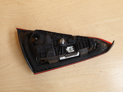 2019 MERCEDES A CLASS W177 REAR RIGHT INNER TAIL LED LIGHT A1779062000 X00 - Image 9