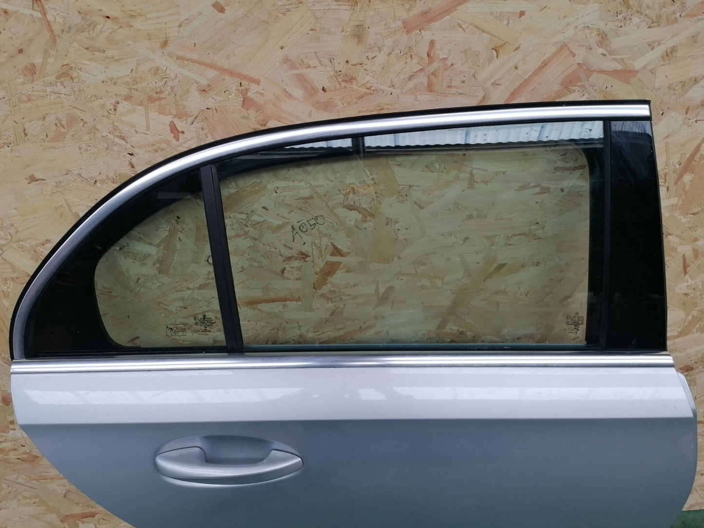 ✅2020 MERCEDES A CLASS W177 1.3P REAR RIGHT DRIVER SIDE DOOR SILVER 775 A050 - Image 3